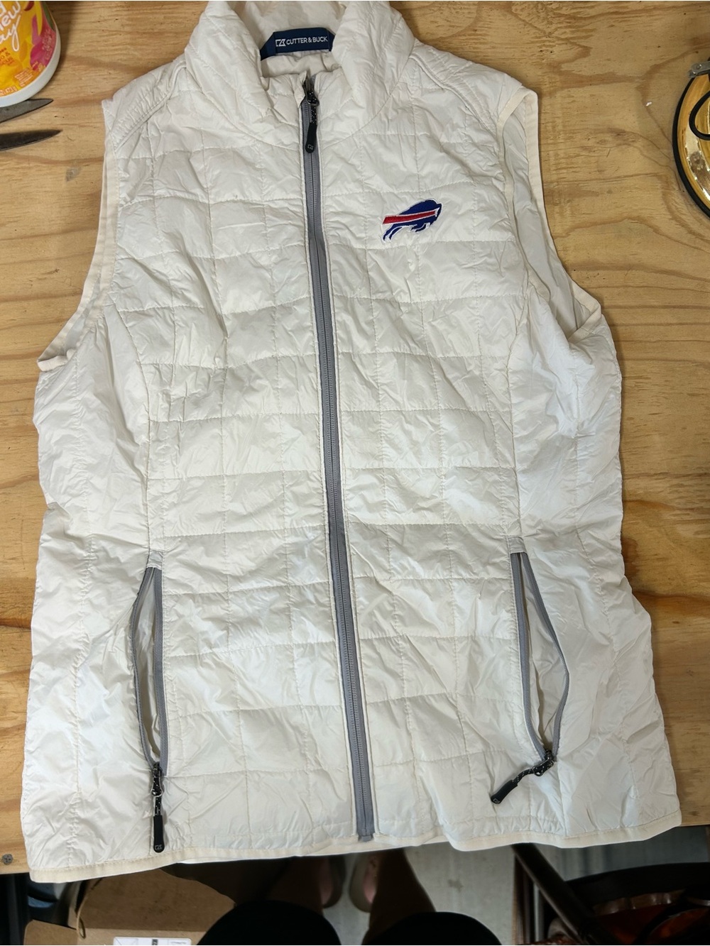 Buffalo Bills Cutter & Buck Womens Light Weight Vest. Size Large